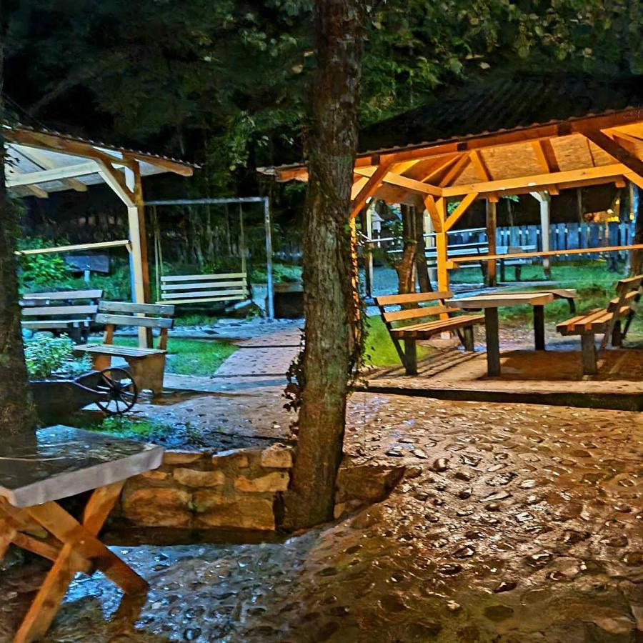 Etno Selo Bistrovo Appartement Vitez Buitenkant foto